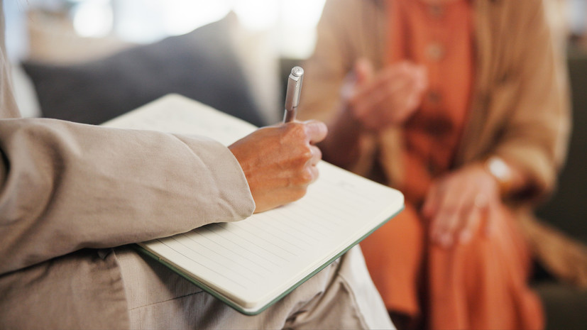 Бизнес-тренер Дмитриева: ИИ не сможет заменить психологов в ближайшее время