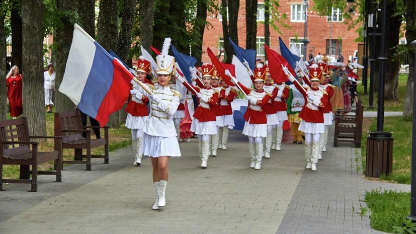 В парках Подмосковья отметят День государственного флага