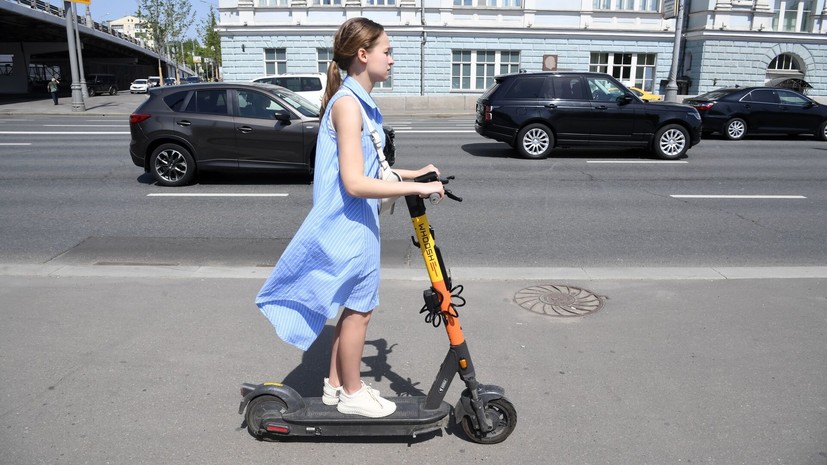 В ГД попросили Минтранс ввести полный запрет на прокат электросамокатов
