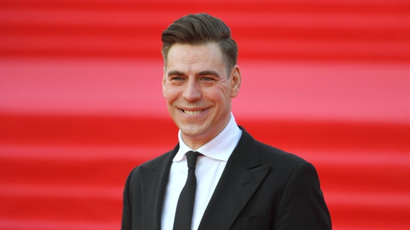 РИА Новости: приставы не смогли взыскать с Дюжева долги по коммуналке