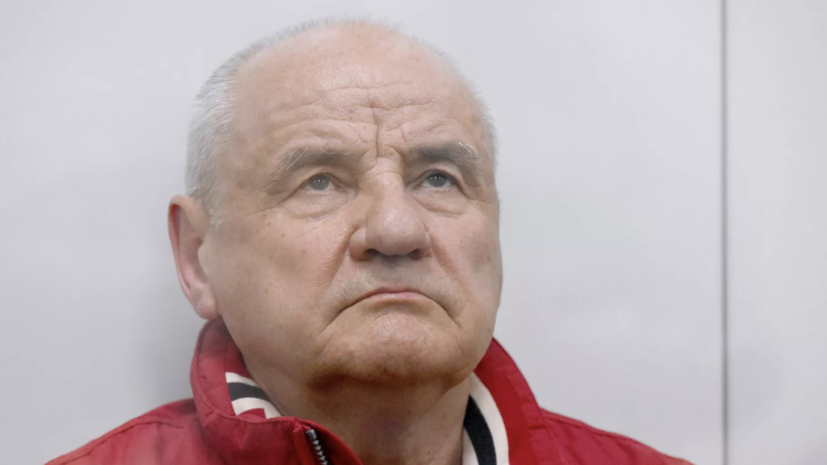 Военный суд продлил арест экс-замглавы МО генералу Попову