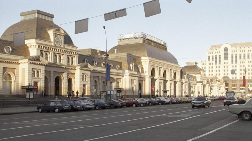МЖД объяснила скопление людей на Павелецком вокзале прибытием нескольких поездов