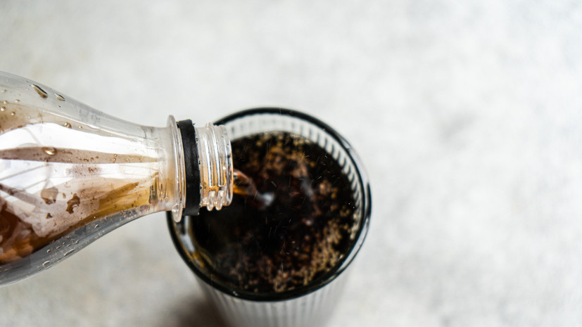 Врач Дмитренко: газировка может быть причиной постоянной усталости