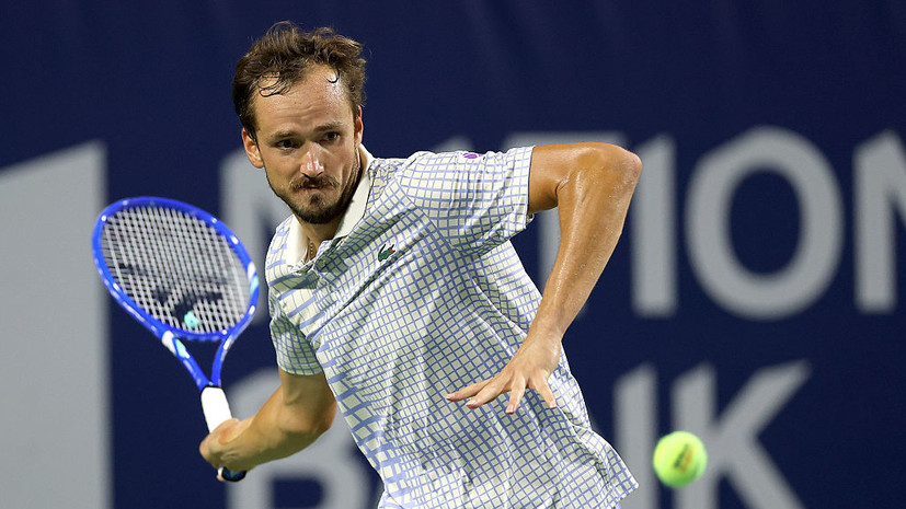 Медведев попал в рейтинг самых высокооплачиваемых теннисистов года