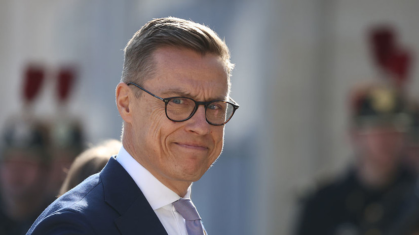 Стубб рассказал, как контакт Лаврова в телефоне якобы помог ему в России