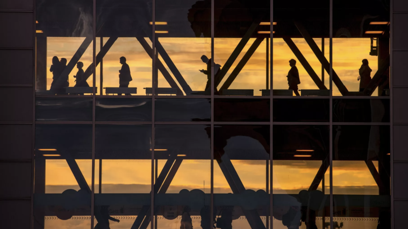 Аэропорт Пулково возобновил обслуживание рейсов