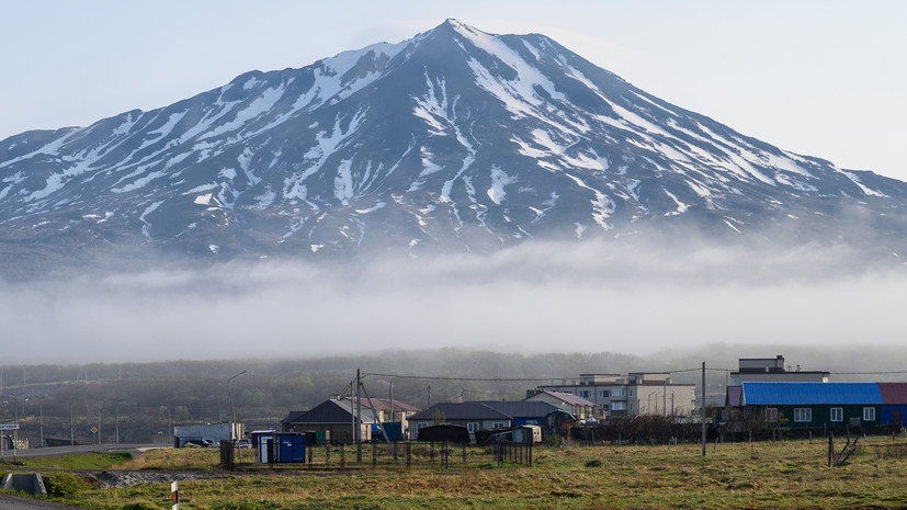 «Группа из десяти человек не вышла на связь»: что известно о пропавших на острове Итуруп туристах