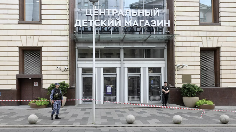 Собянин выразил соболезнования близким погибшего при ЧП в ЦДМ на Лубянке