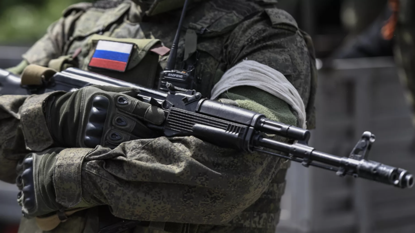 ТАСС: российский боец отбил дрон прикладом автомата и спас сослуживцев