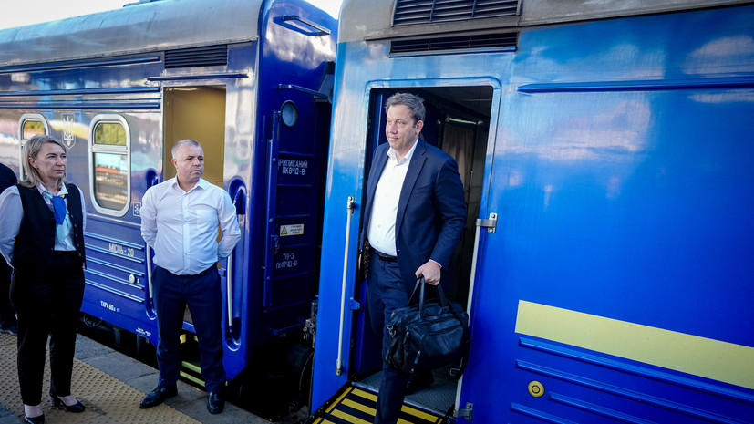 В Киев прибыл министр финансов Германии Ларс Клингбайль