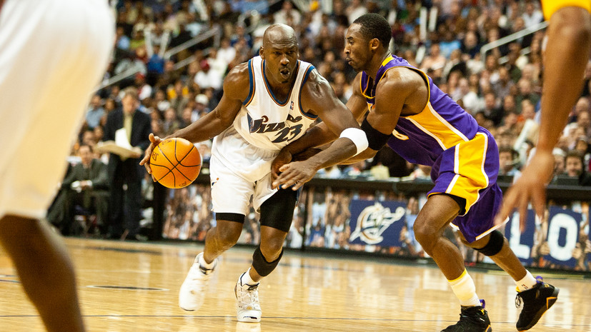 Карточку с автографами Джордана и Брайанта продали за рекордные $12,9 млн