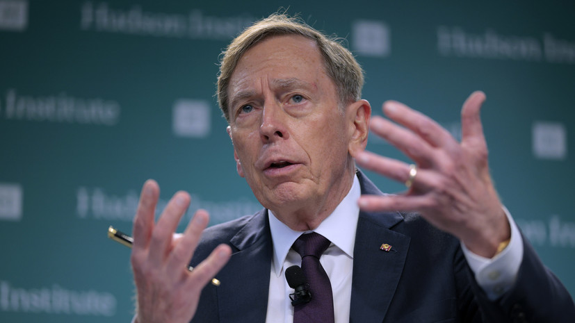 Экс-глава ЦРУ Петреус призвал снять любые ограничения для ударов по России