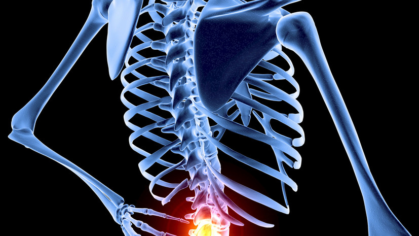 Врач Шелепов: тёплая грелка облегчит боль в пояснице
