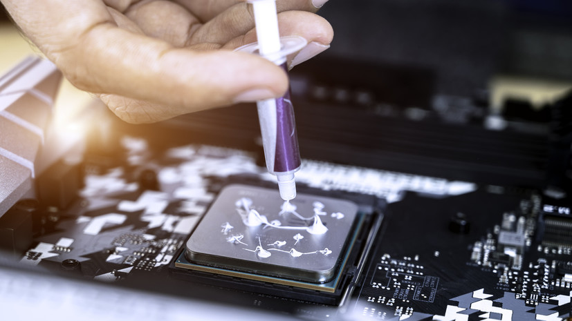 Специалист Зинчеев: термопасту в ПК нужно менять раз в два-три года