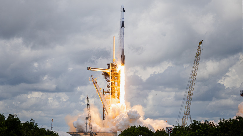 SpaceX запустила ракету-носитель с прототипом Starship в 10-й испытательный полёт