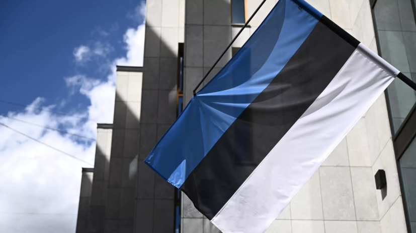 Россиянам в Латвии и Эстонии перечислили заблокированные санкциями пенсии