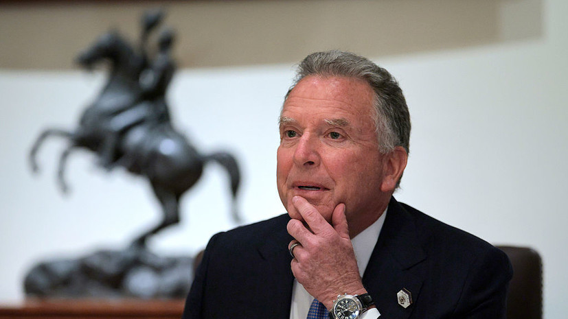 Politico: Уиткофф перестал использовать услуги переводчика из России