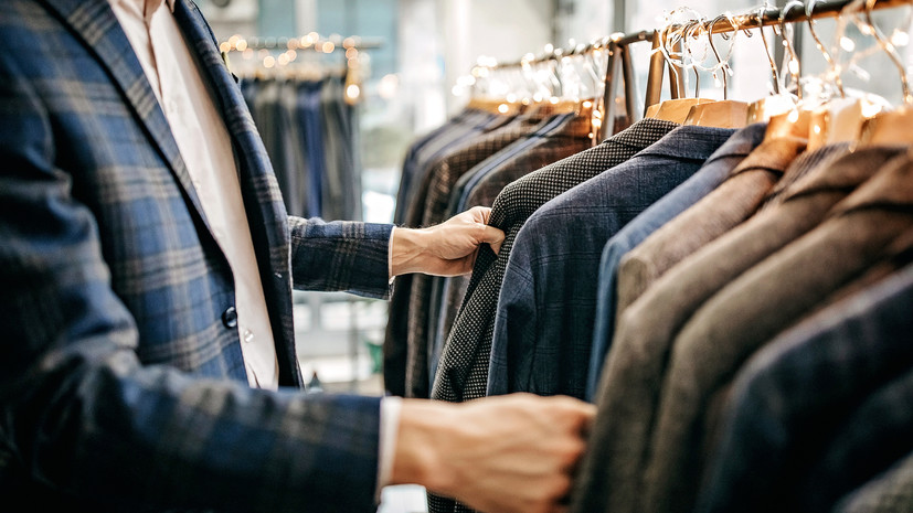 Специалист посоветовала родителям выбрать деловой стиль одежды на 1 сентября