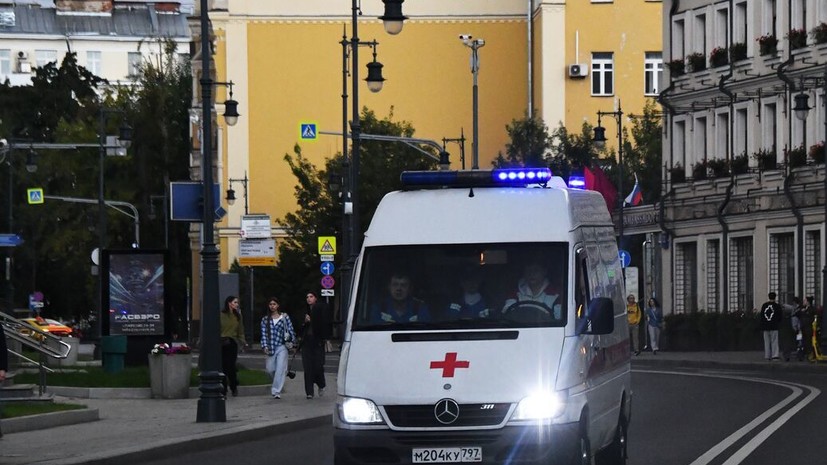 При атаке дрона ВСУ на автомобиль в Белгородской области пострадали два человека