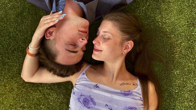 «Родить ребёнка — не собачку завести»: Косторная — о беременности и работе, эмоциях и преодолении, красоте и порядке