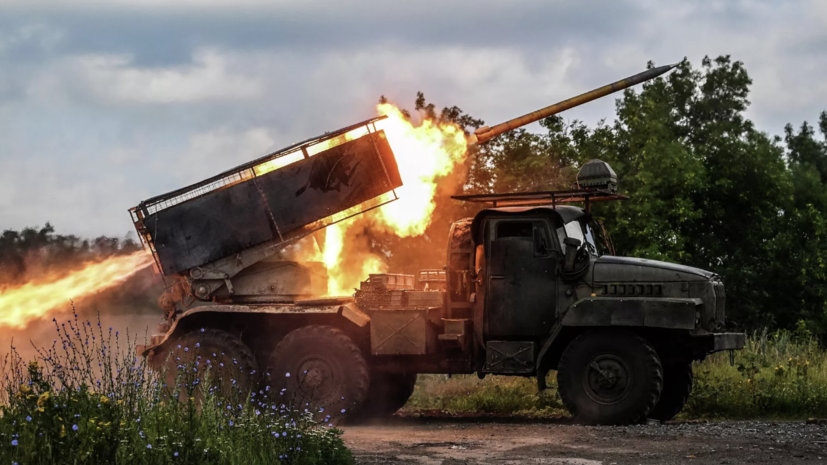 Герасимов: ВС России весной и летом нанесли удары по 76 объектам ВПК Украины