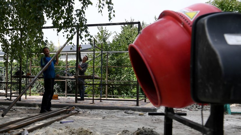 Экс-губернатор Сахалина Хорошавин учится в колонии на бетонщика