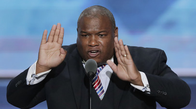 Духовный советник Трампа пастор Бернс заявил, что отправляется на Украину