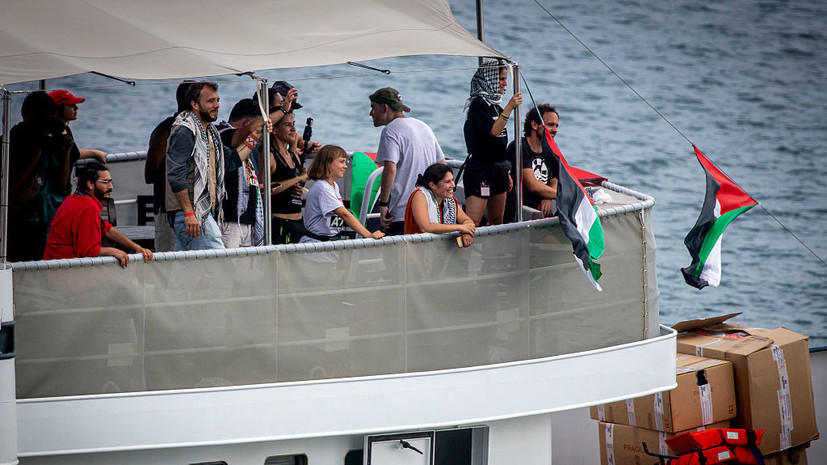 La Vanguardia: флотилия с гумпомощью для Газы вернулась в Барселону