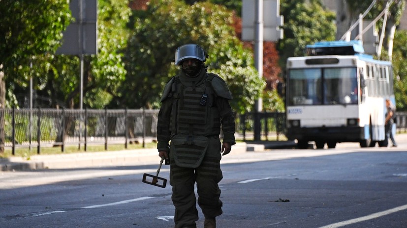 Не разорвавшийся в квартире Ростова-на-Дону снаряд вынесен из дома силами сапёров