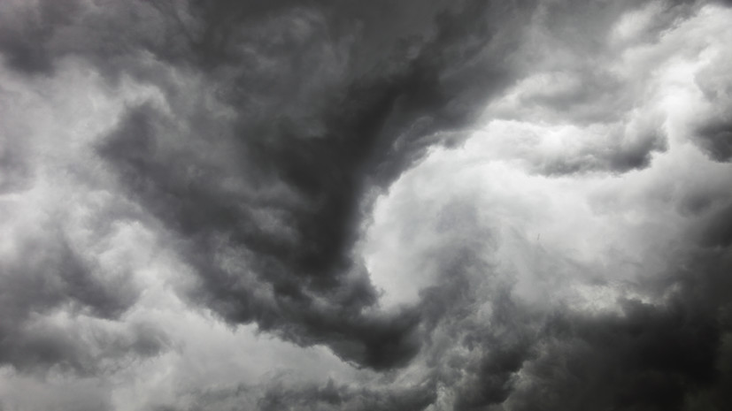 Синоптик Шувалов допустил возникновение смерчей возле Сочи