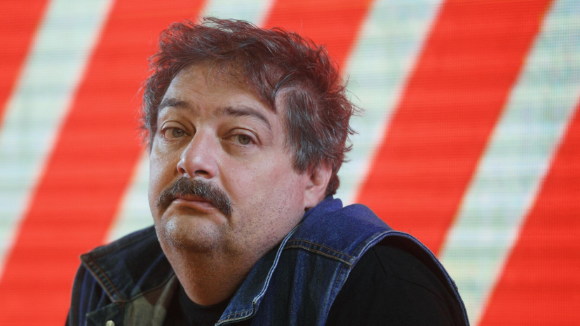 Дело писателя Быкова о фейках о ВС России поступило в суд Москвы