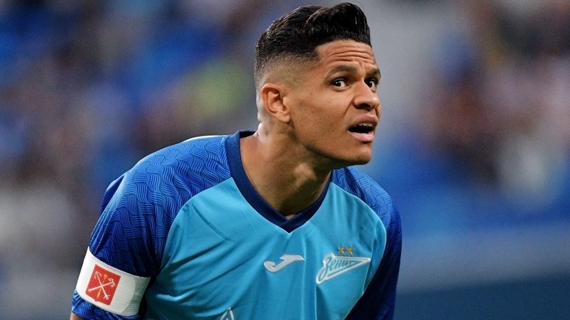 «Безобразное поведение»: футболиста «Зенита» Сантоса раскритиковали за отказ от российского гражданства