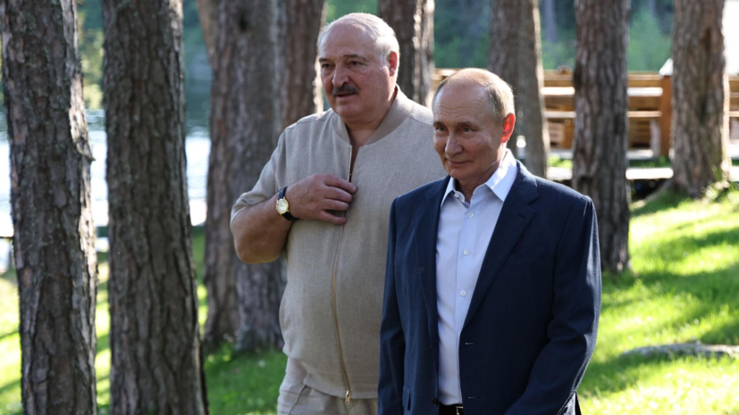 Путин заявил, что рад видеть Лукашенко в любое время суток