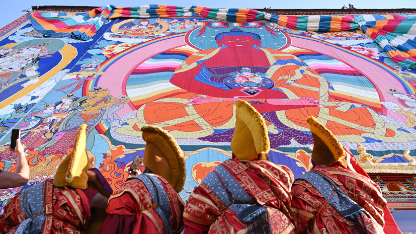 Турэксперт назвала Тибет и Хайнань популярными направлениями для отдыха в Китае