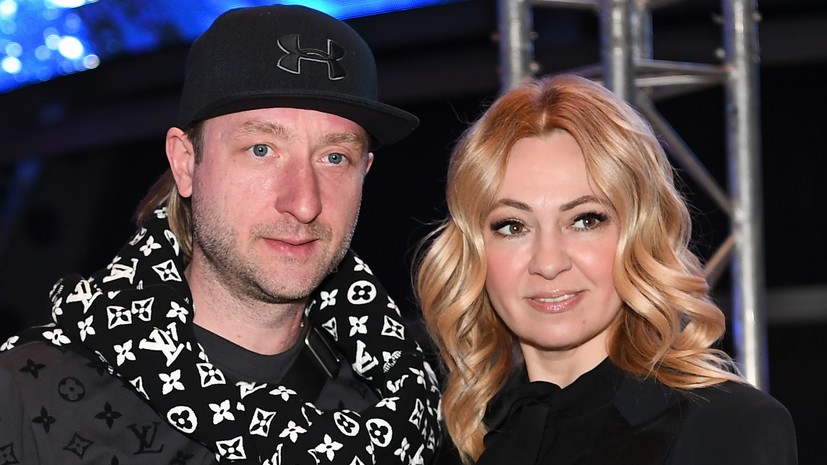 «Всегда буду защищать семью»: Рудковская — об интервью Медведевой, критике Тутберидзе и реакции Плющенко