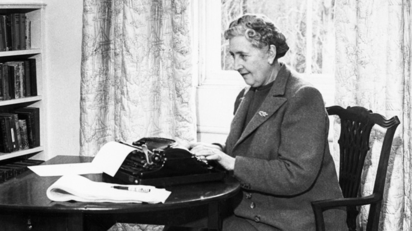 «Не прибегала к жанровым клише»: доцент МГУ — об уникальности, о славе и личной жизни Агаты Кристи