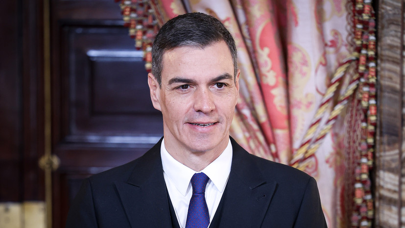 País: премьер Испании не полетел на встречу по Украине из-за поломки лайнера