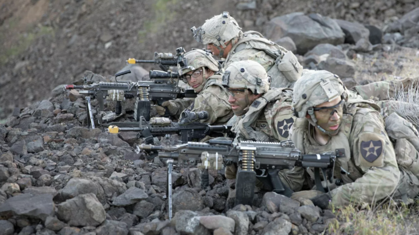 FT: США свернут программы поддержки армий граничащих с Россией европейских стран