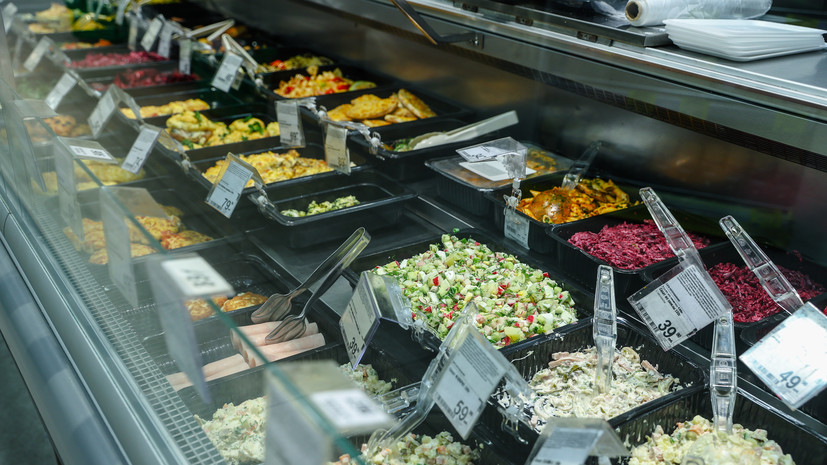 В Роскачестве посоветовали учитывать условия хранения при выборе готовой еды