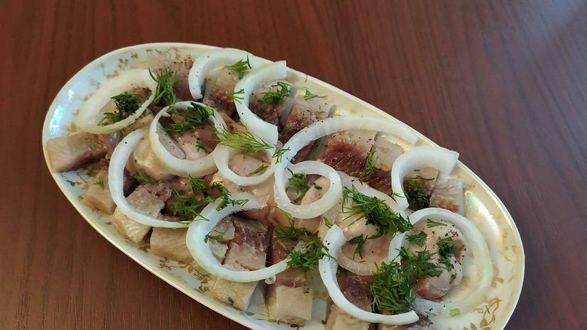 Нутрициолог Попова назвала селёдку полезной для здоровья сосудов