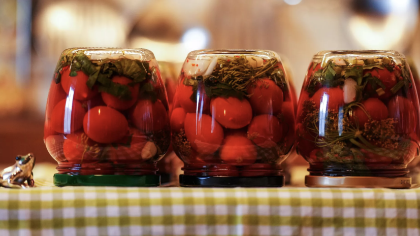 Треть москвичей делают заготовки на зиму