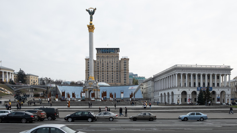 На майдане начался митинг против закона о наказаниях для военных