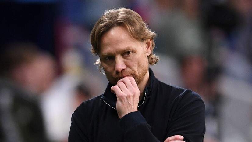 Попов — о Карпине: ему нужно отдать все деньги, которые он заработал в сборной