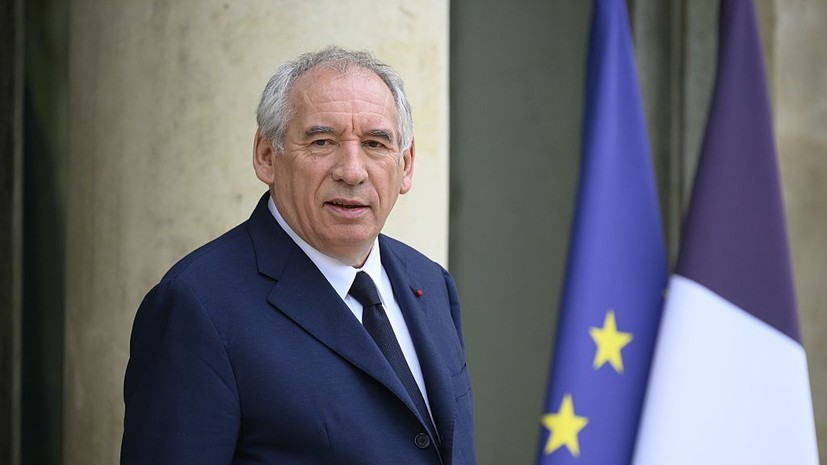 NYT: премьер-министр Франции Байру рискует покинуть пост