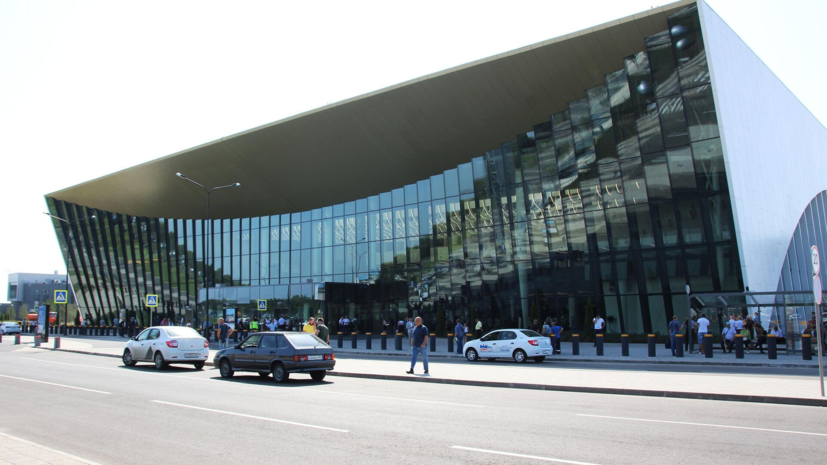 Аэропорт Саратова временно не принимает и не отправляет рейсы