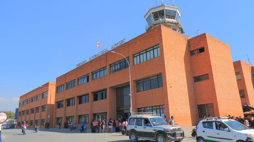 В Катманду закрыли международный аэропорт на фоне протестов