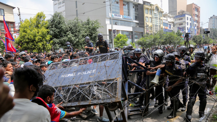 «Турпомощь» рекомендует туристам из России в Непале следовать указаниям властей