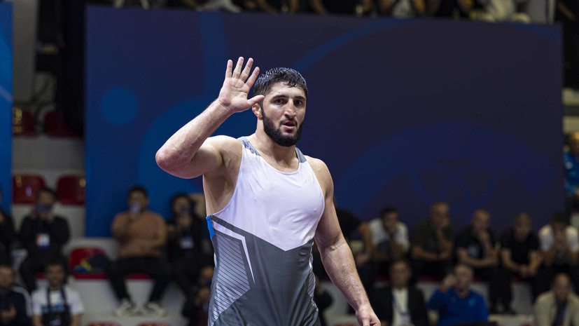 Борец Садулаев пока не получил визу для участия в чемпионате мира в Хорватии