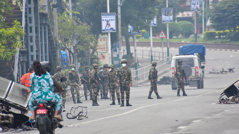 Местный житель Непала: заключённые массово бегут из тюрем страны