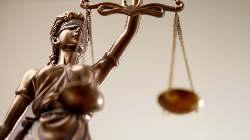 Суд продлил до декабря арест экс-губернатору Курской области Смирнову